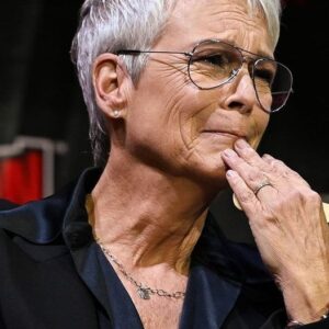 Jamie Lee Curtis overwhelmed with grief makes the heart-wrenching announcement